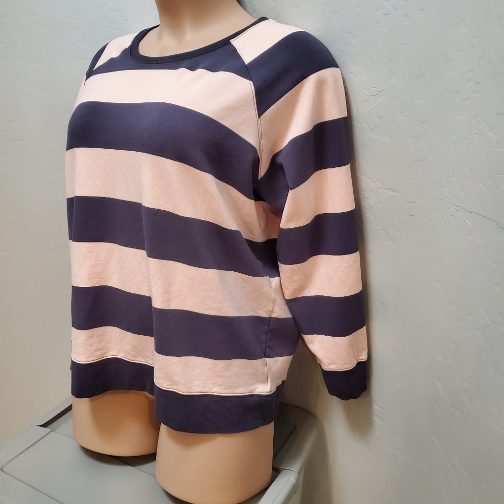 Torrid top - Picture 3 of 7